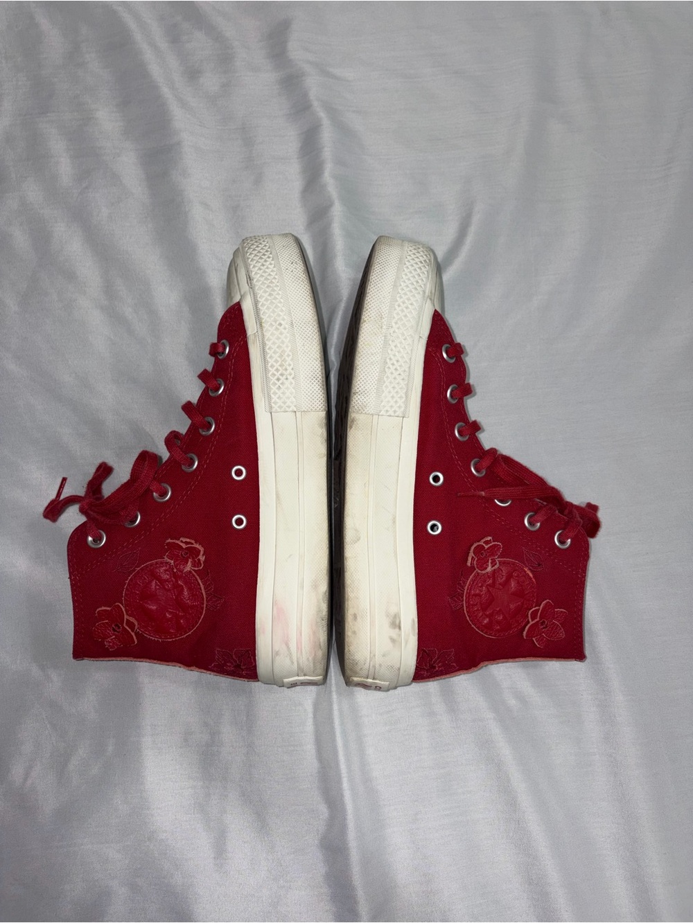 Women’s High-Top Canvas Sneakers in Red